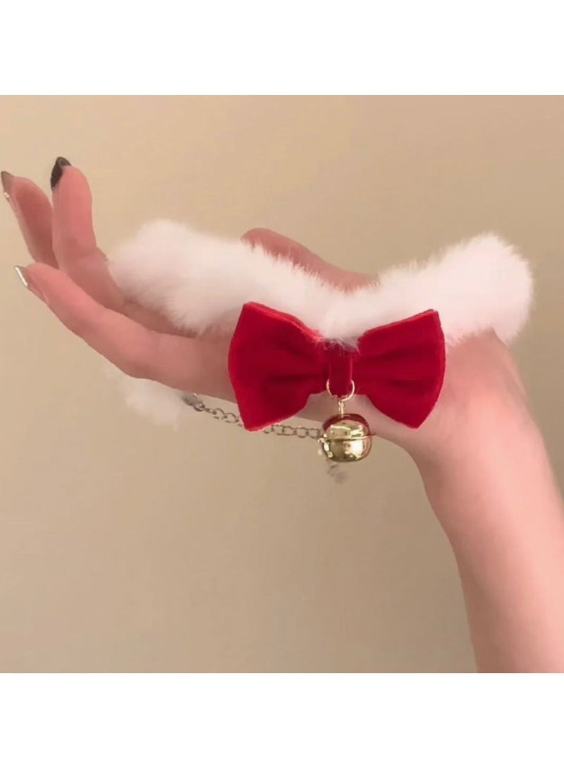 قلادة تشوكر مخملية مزينة بفيونكة وجرس